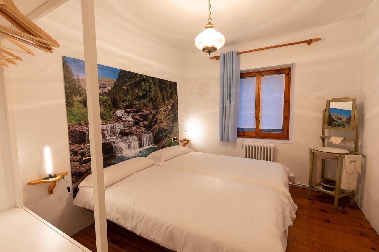 Cirjuana, Casa En El Centro Con Agradable Jardin Y Barbacoa By Pirineos 360 Villa Biescas Kültér fotó