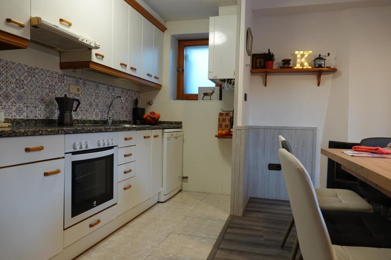 Cirjuana, Casa En El Centro Con Agradable Jardin Y Barbacoa By Pirineos 360 Villa Biescas Kültér fotó